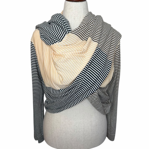 St. John Sweaters - St. John Open Front Cardigan Size Small